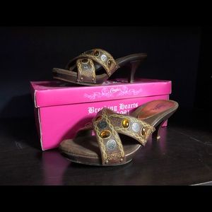 Candies heeled sandals color brown size 9
